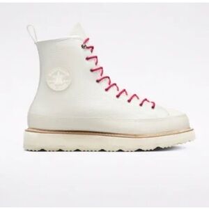 Converse. Platform boots  hi tops boots Converse crafted white leather boot